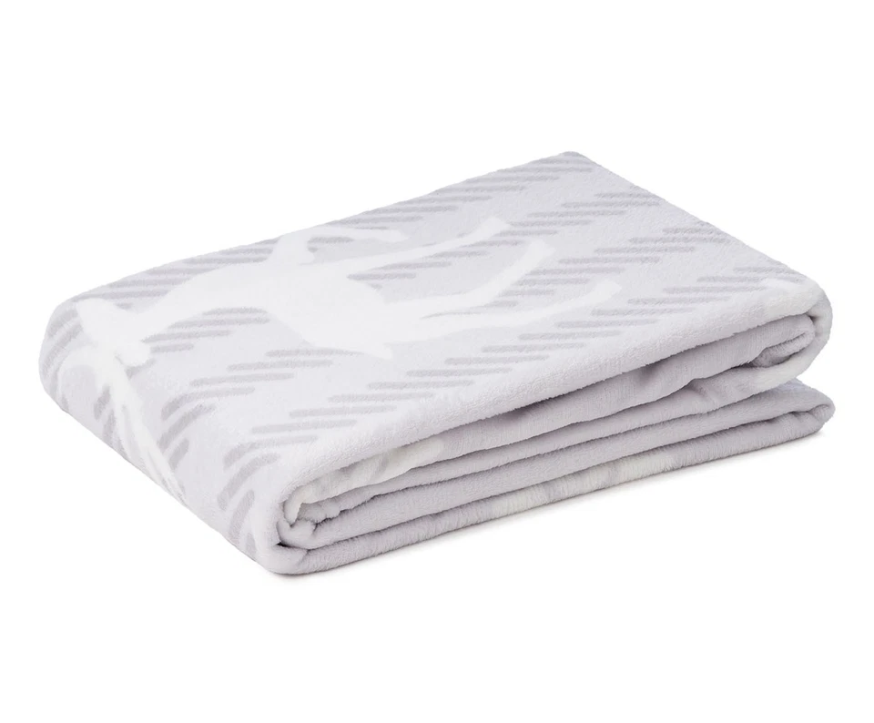 GÖZZE Kuscheldecke "Scandic" Wohndecke XXL 150x200cm Weihnachts Decke Sofadecke - Bild 4 von 4