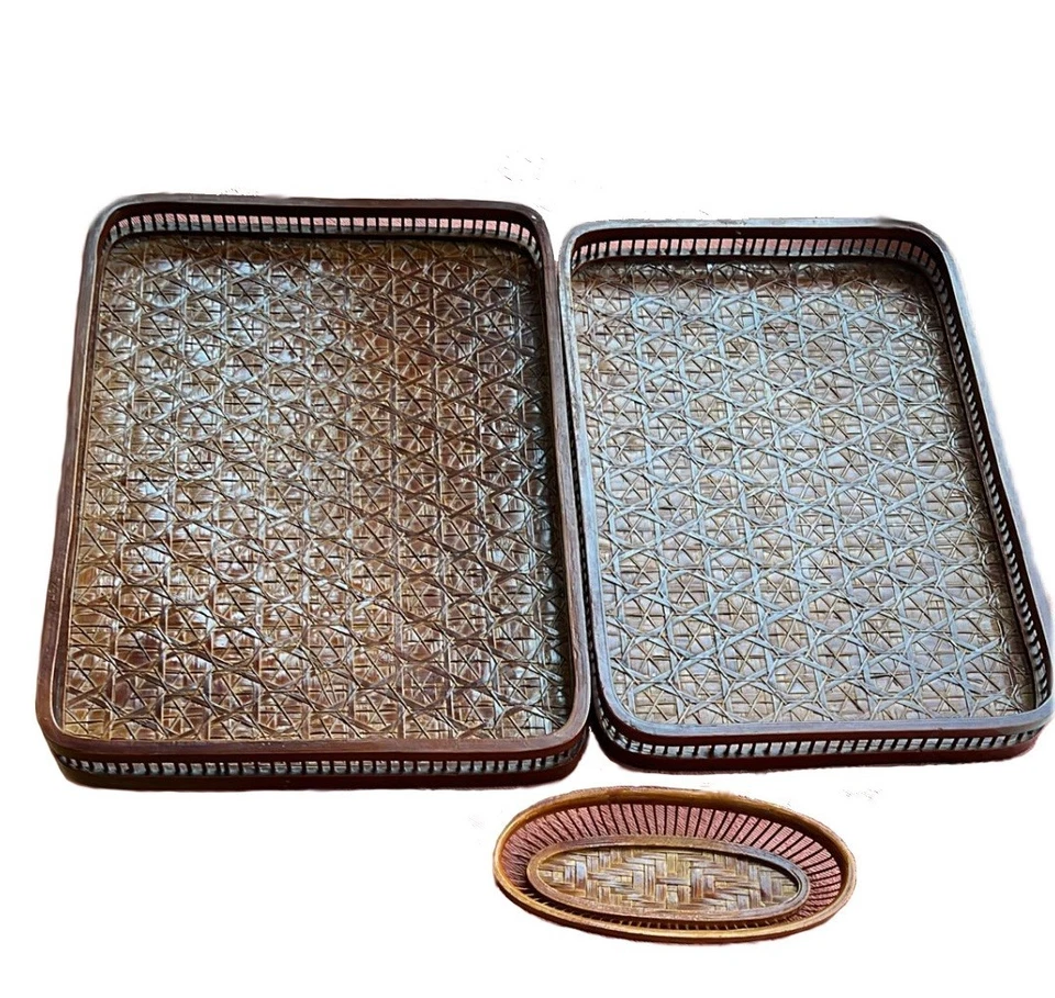 Konvolut 3 handgefertigte leichte und dekorative chinesische Bambus Tabletts