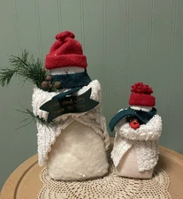 Felt Snowmen Set of 2 In Red Hat Scarves and Sweater 7” and 10” Christmas Decor