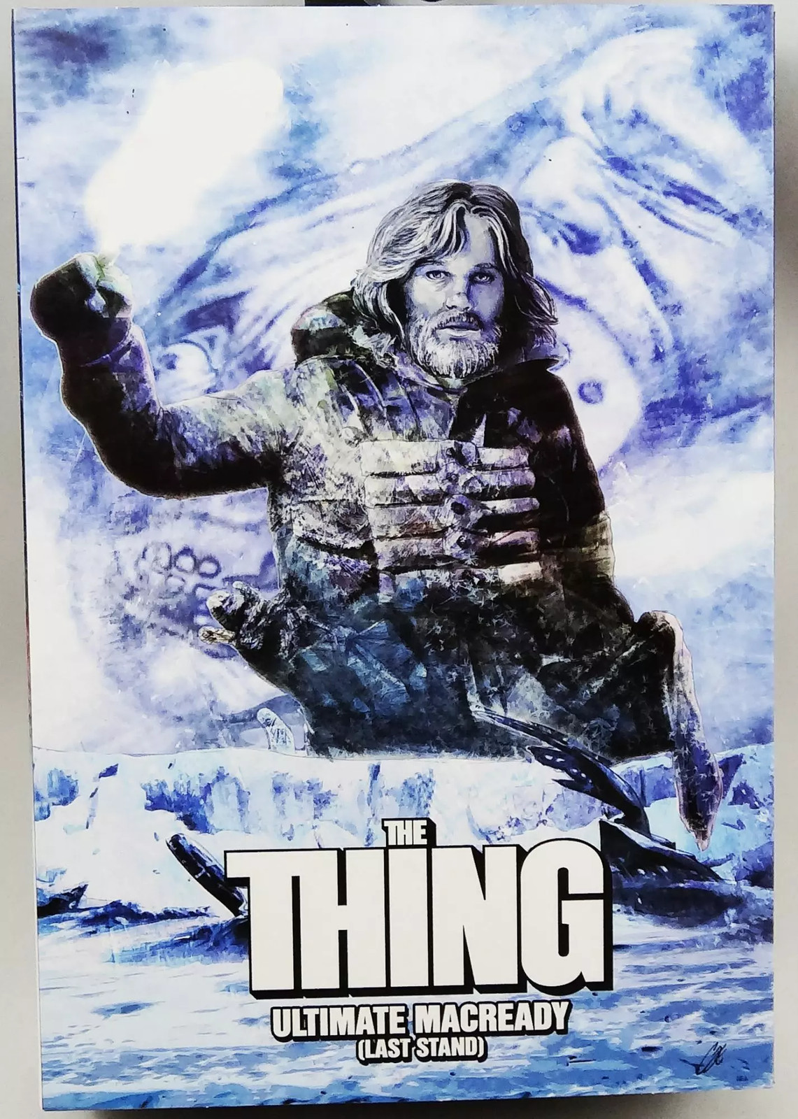 Figurine The Thing Macready Last Stand par NECA pour décoration de bureau geek
