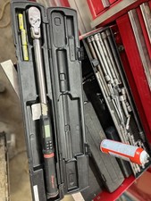 Snap-on 38 And 12 Drive Digital Flex Ratchet Torque Wrench