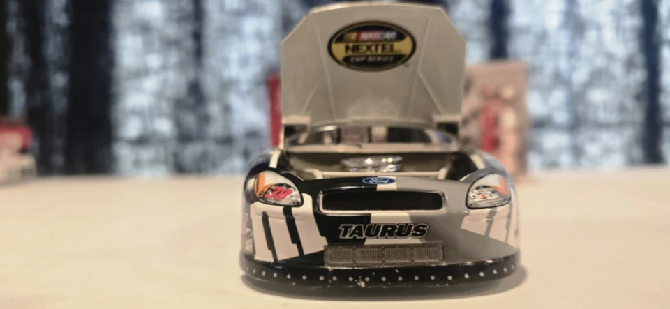 2004 Elliot Sadler #38 M&Ms Daytona Special Nextel Cup Inaugural Season Edi 1:24 - Image 2 of 4