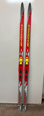 Madhsus Vette 138cm Waxless Cross Country Skis Rottefella NNN Bindings CLEAN
