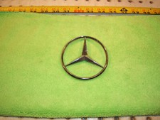 Genuine Mercedes W211 E Sedan Only Rear Deck Lid Plastic Chrome Oem 1 Star