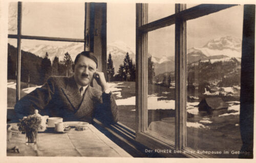 1930s Adolf Hitler Der Fuhrer Bei einer Ruhepause im Gebirge Echte ...