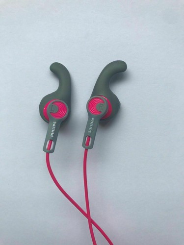 Genuine Philips SHQ1300 ActionFit Sport in Ear Cuffie/Rosa/UK Stock | eBay