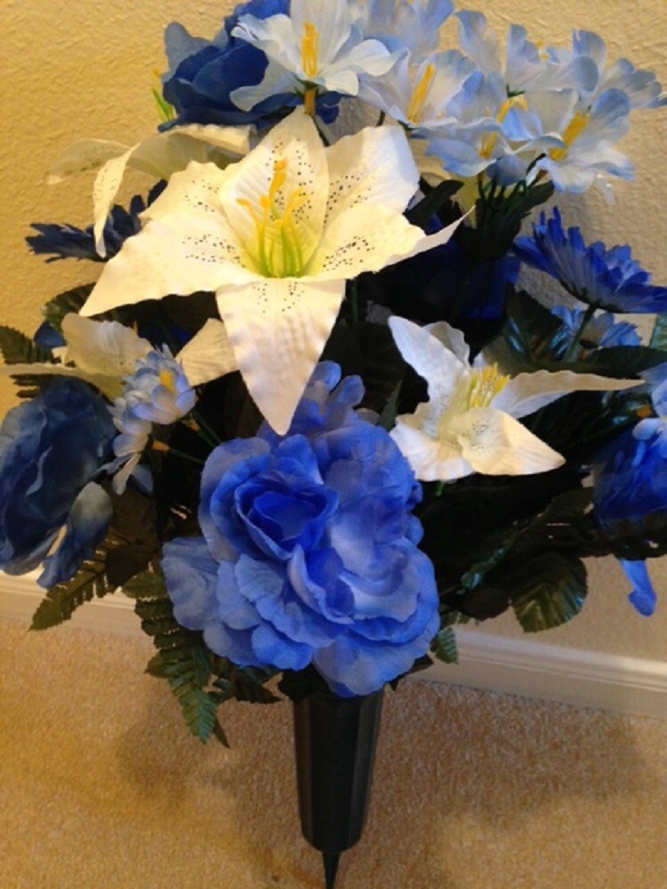 White Silk Lily Grave Vase With Artificial Flowers – Memorial Tribute For Mum Or Dad