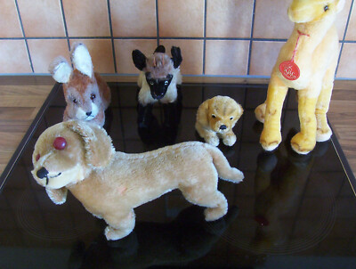 5 Stofftiere Albico, Grisly  u.a.  70er  Jahre,eher  früher  ?