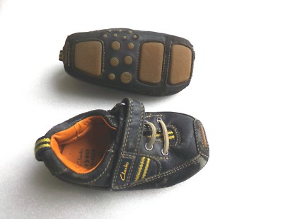 baby boy first walking shoes clarks