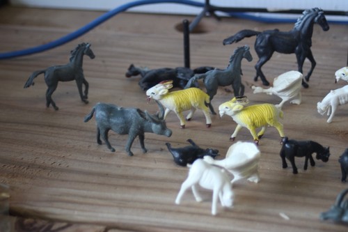 Lot of 0 Gauge Horses, Goats, cow, Turkeys/ Plastic, Used, Good Cond. (B92) - Picture 4 of 5