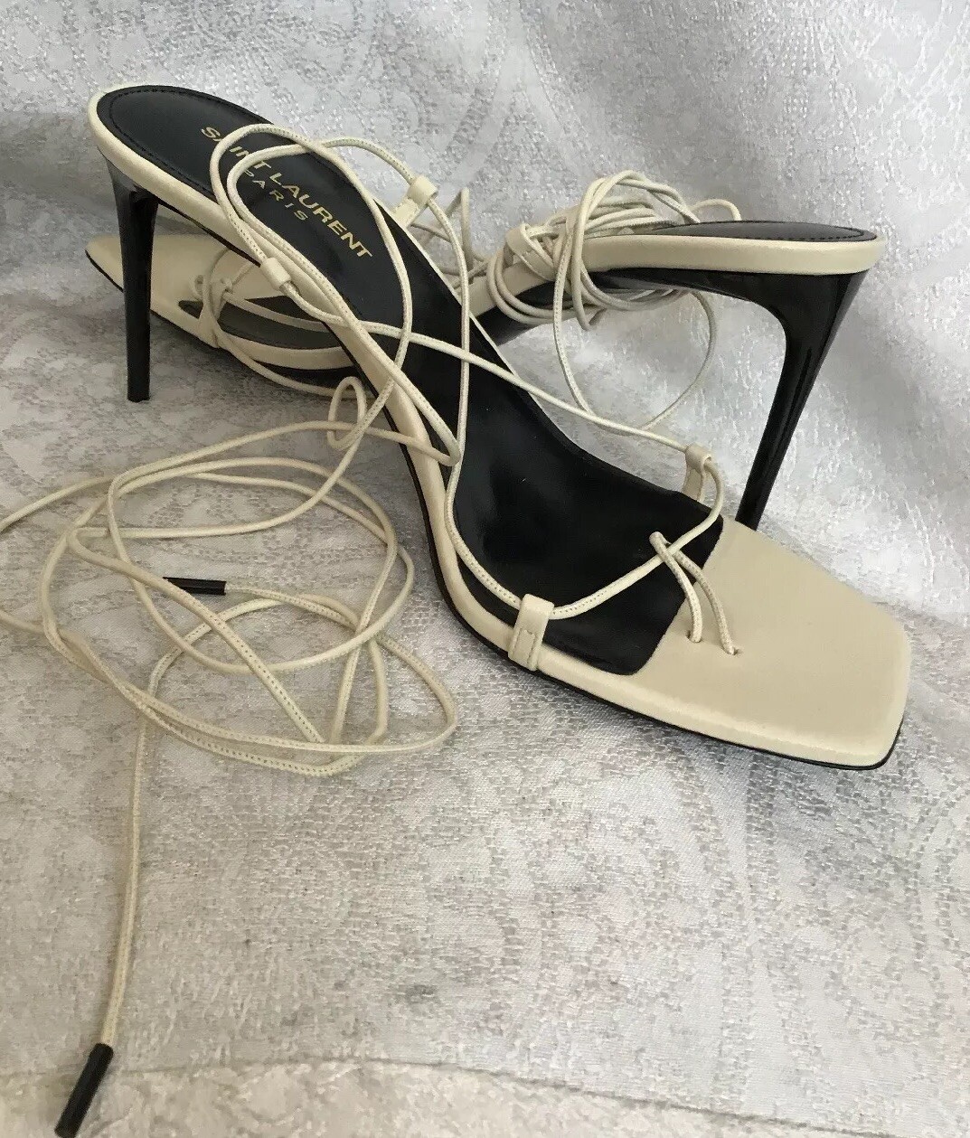 Scarpe Saint Laurent sottili in pelle cinturini avvolgenti sandalo alto tacco nero nuove taglia 40