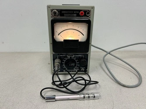 Vintage Radiometer Copenhagen CDM 2f Analog Conductivity Meter & CDC 104 probe