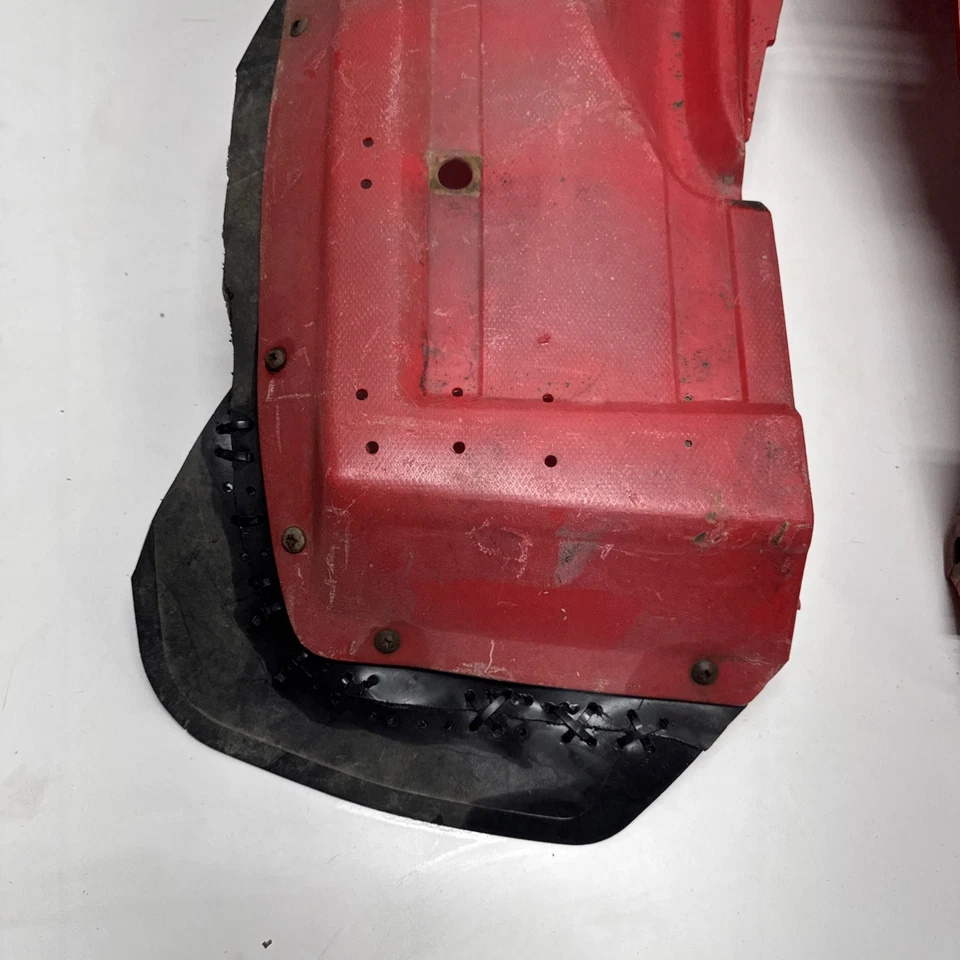 Honda Atc200es Atc200m ATC Big Red 200ES Oem Rear Left Right Fender 84 85 - Image 2 of 4
