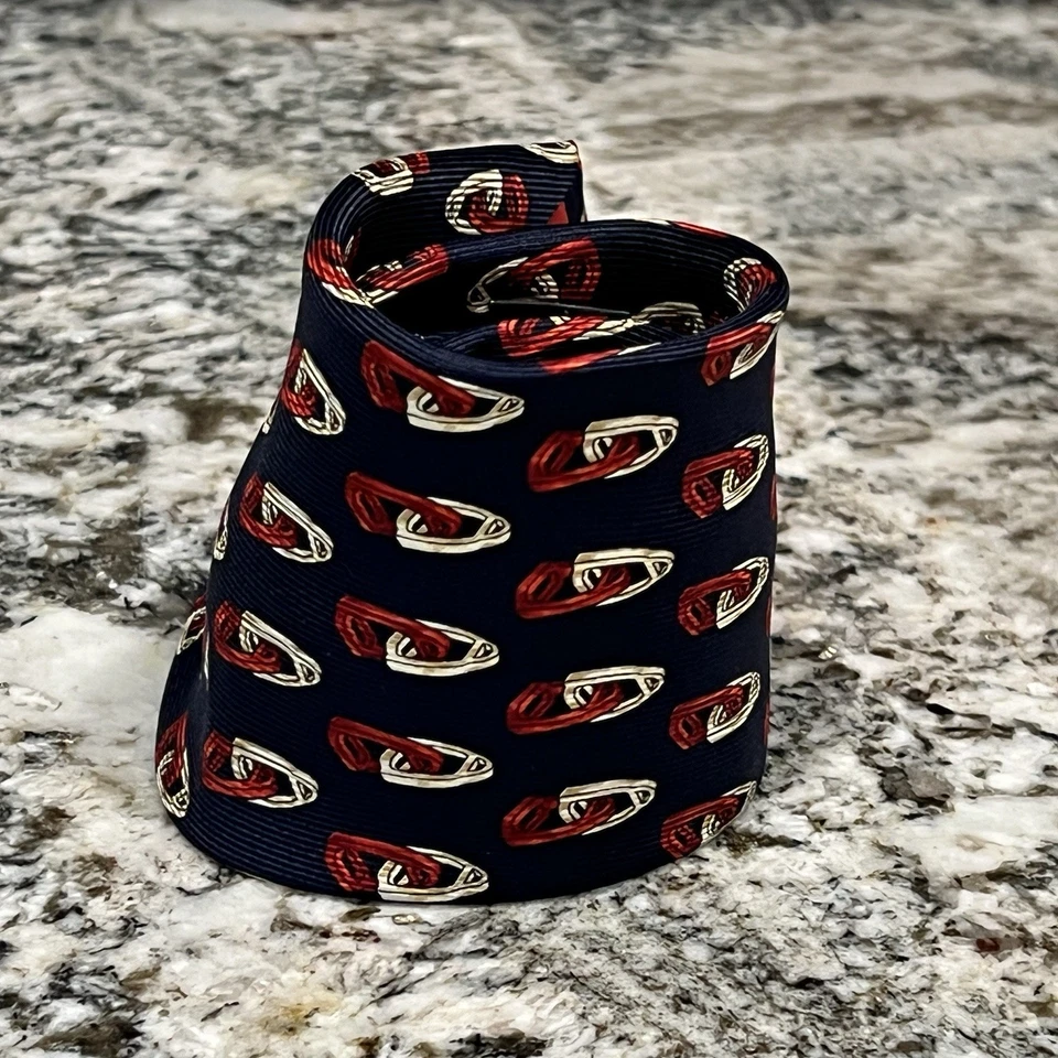 "Corbata de cuello Celine Paris seda foulard eslabón de cadena logotipo hecha a mano en Italia 3,75"" de ancho" Foto 2 de 4