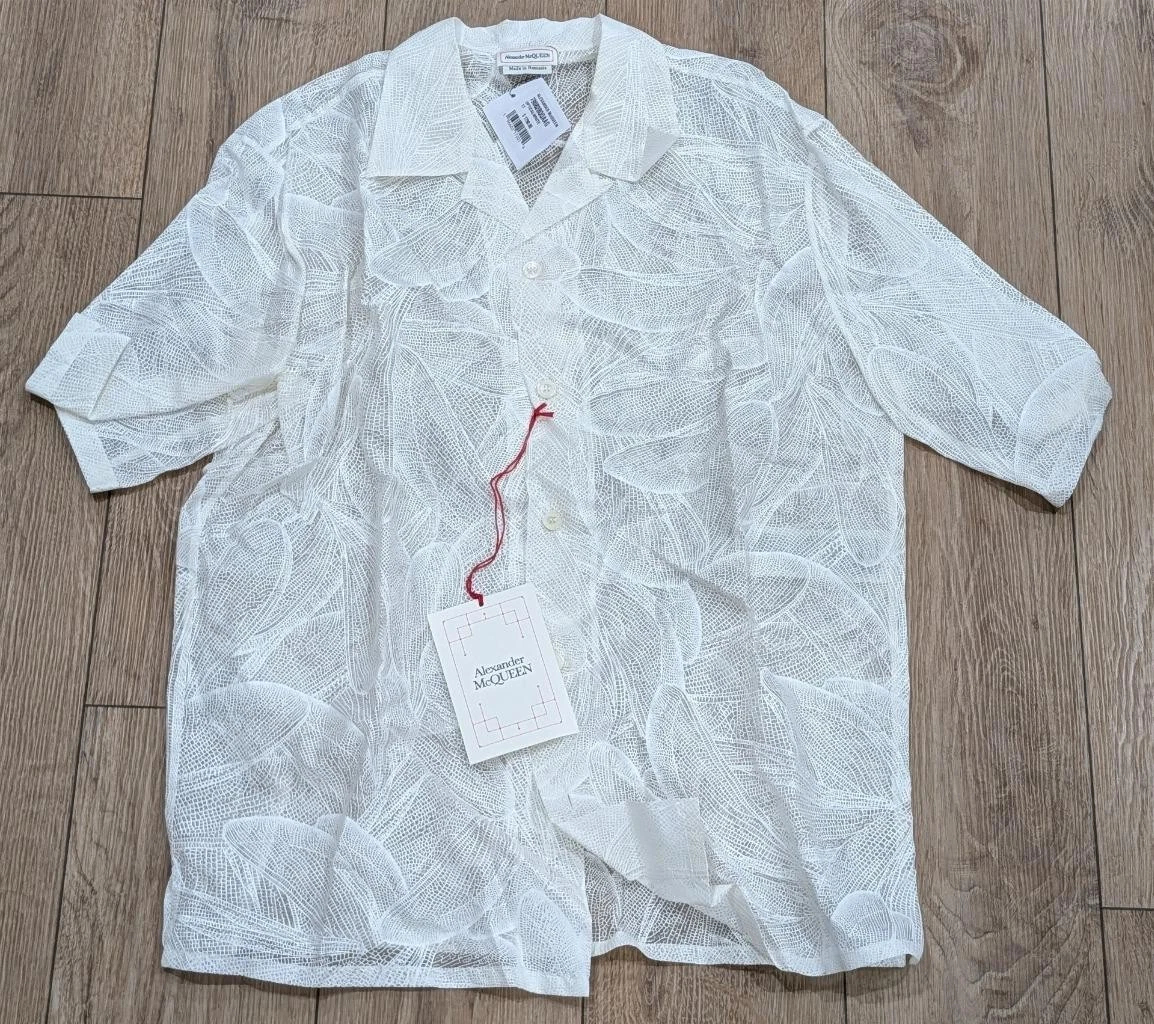 Alexander McQueen — $1790 Mens Alexander McQueen Silk Tropical Print SS Button Up Shirt White 17