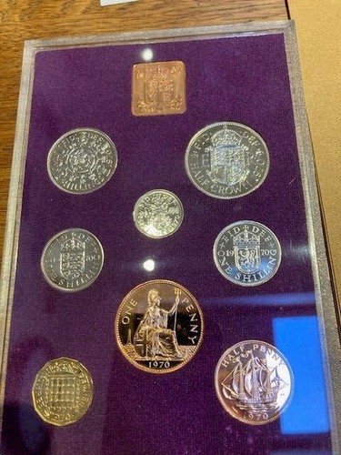 1970 Royal Mint Coinage of Great Britain and Northern Ireland Proof Set - Picture 2 of 5