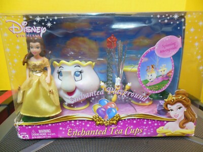 00s Disney PRINCESS Daytona プリンセス　レーシング Disney Enchanted Tea Cups Play set that Spins with Princess Belle