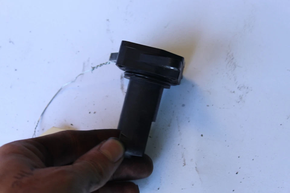 Sensor de flujo de aire másico Toyota Prius 2001-2003 MAF R3453 Foto 2 de 4