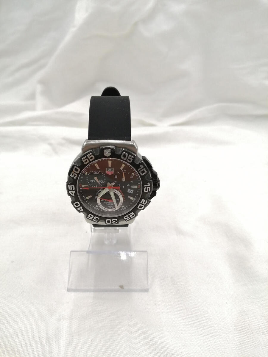 TAG Heuer Formula 1 CAH1110 Professional 200m Chronograph TAG Heuer Formula 1 CAH1110 Professional 200m Chronograph