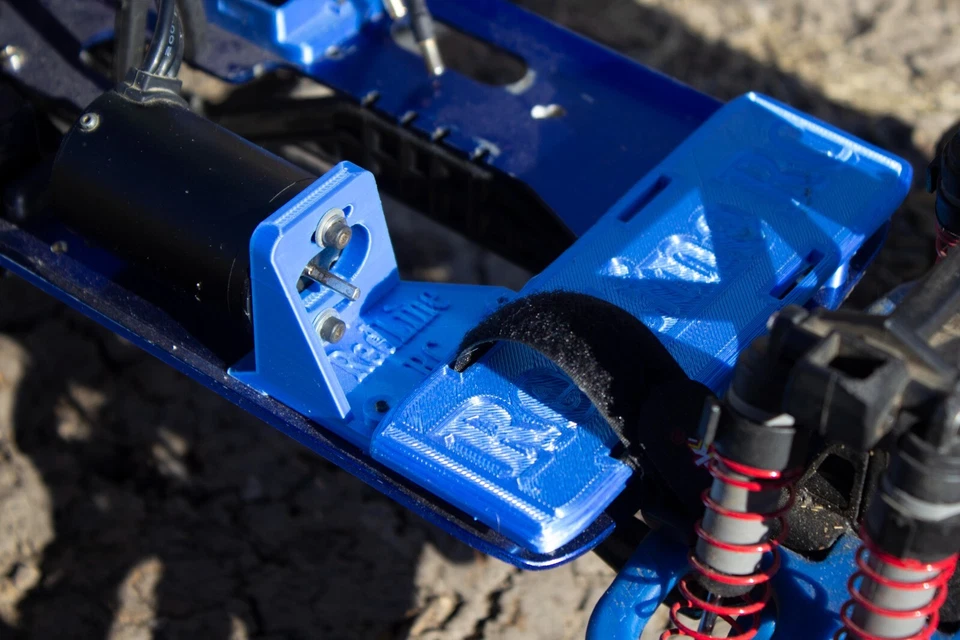 Kit de montagem de conversão Redline RC 2.5 Traxxas Tmaxx nitro para elétrico escala 1/10 - Imagem 2 de 3