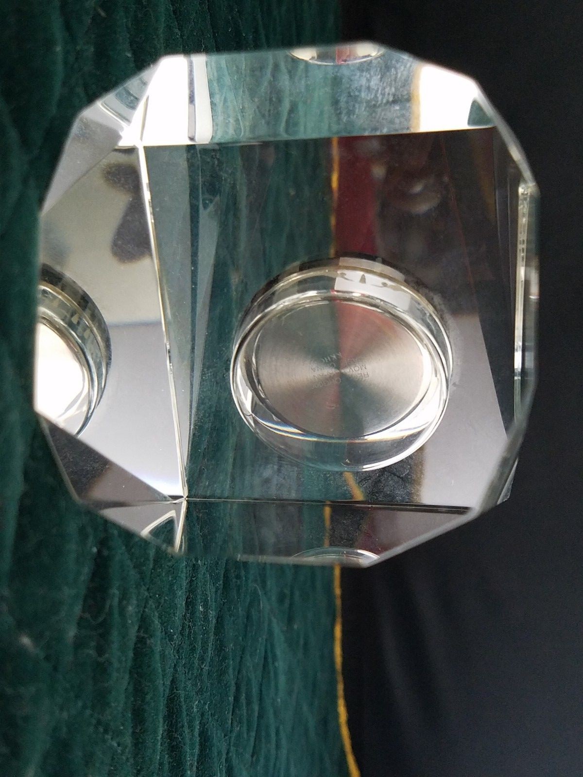 Seiko Crystal Clock Mantel Table Paperweight Quartz 4 1/4"h Ref QHG006