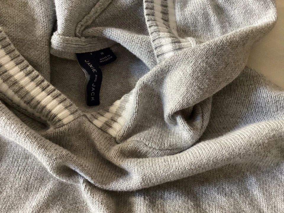 janie and jack niños gris suéter con capucha talla 16 pero se adapta mejor como un 14 a 16 Foto 4 de 4