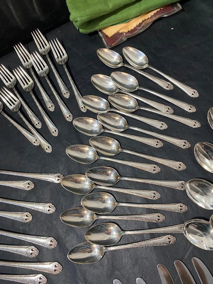 Holmes & Edwards con incrustaciones de placa de plata juego 50 piezas cuchillo tenedor cuchara vintage Foto 4 de 4