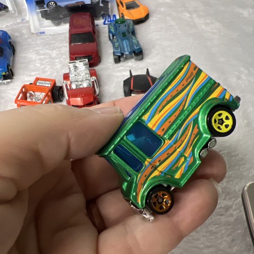 Mixed Lot 17 New Toy Cars Fast Lane Mattel Hot Wheels Van Racecar Lambo Hard Art - Picture 16 of 20