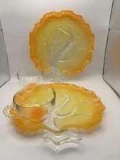 Vintage Orchard Hazel Atlas Tree of Life Snack Plates With Tea Cups Set Of 5