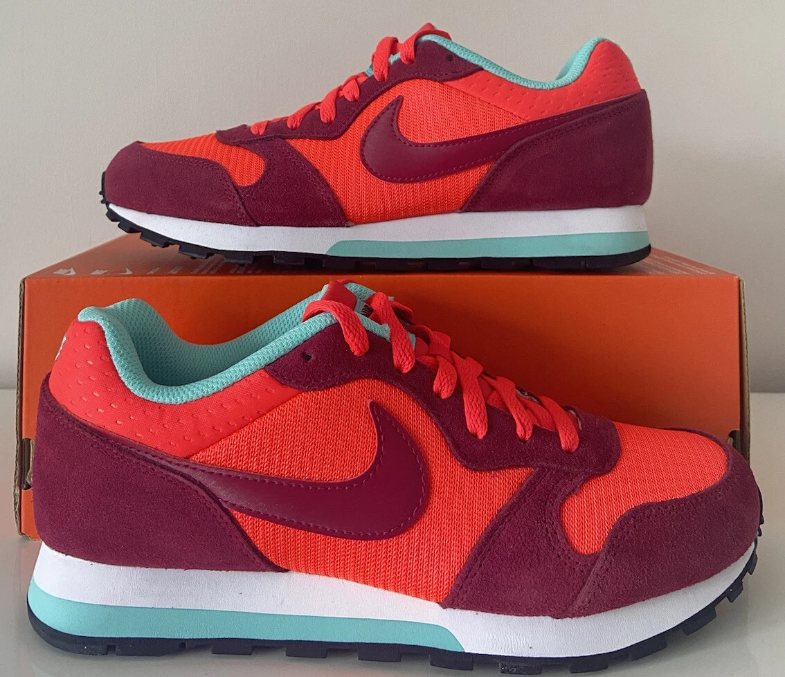 Nike 749869 new arrivals