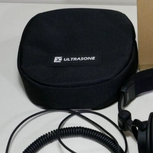 ULTRASONE Signature PURE Sealed dynamic 50mm mylar driver monitor headphones JP - Picture 2 of 11