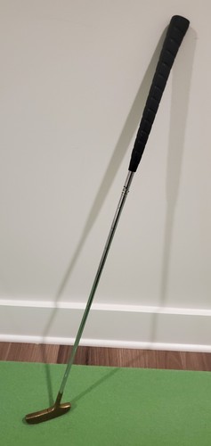 Matzie EL-Toro Velvet Touch Putter. RH OR LH. Reversible. Bullseye Style. 35in - Picture 4 of 8