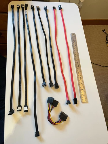 Job Lot of 12 SATA Cables