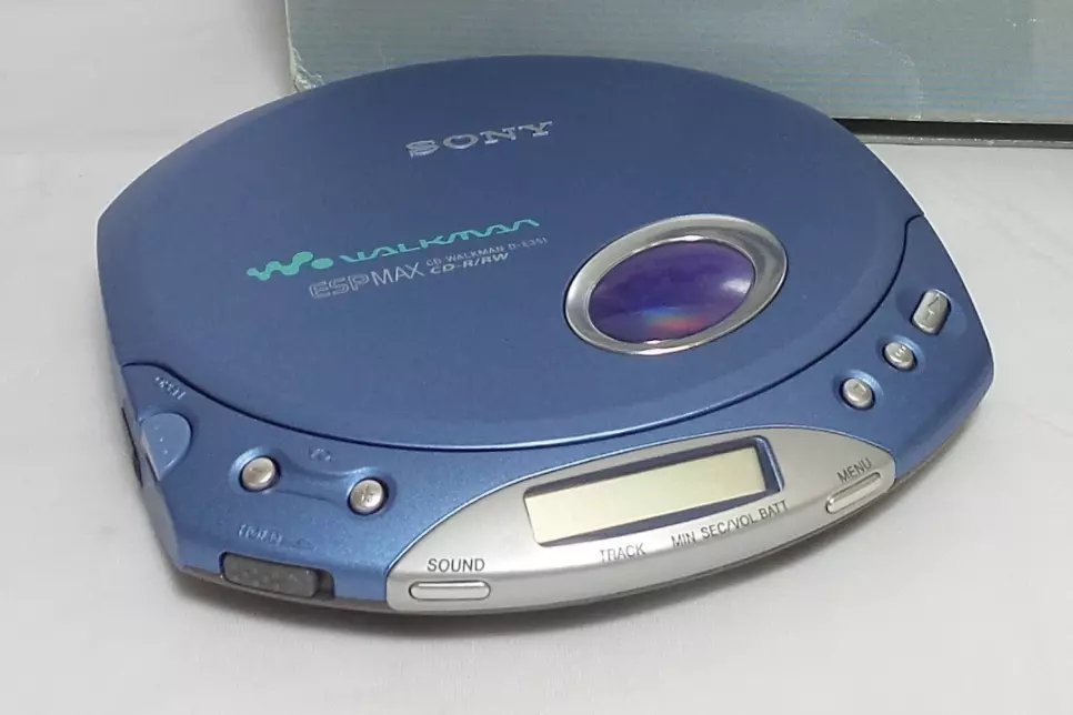 Sony DE351 CD Walkman Portable CD Player - Blue (D-E351/LC)