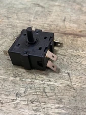 One Stop Gardens (Harbor Freight) Parabolic Heater - On/Off Switch Assembly