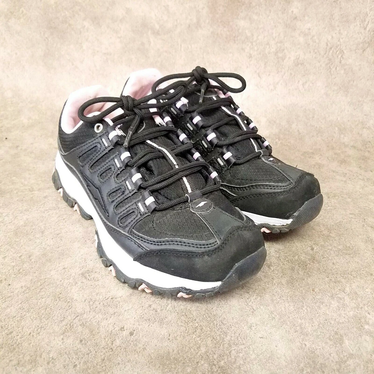 Black avia shoes 2025