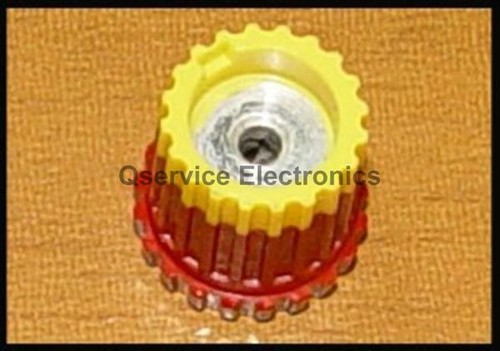 1 PCs Tektronix 366-2052-01 Knob Red Cal 0.127 ID x 0.450 OD 2215A, 2235 Oscopes - Picture 2 of 3