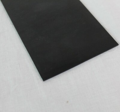 FKM Gummimatte 2mm 200x90mm 20x9cm Dichtung Viton diesel öl benzin RESTSTÜCK