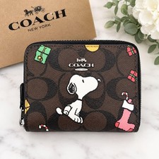   Brand New  COACH Snoopy Bi-fold Wallet Signature CB