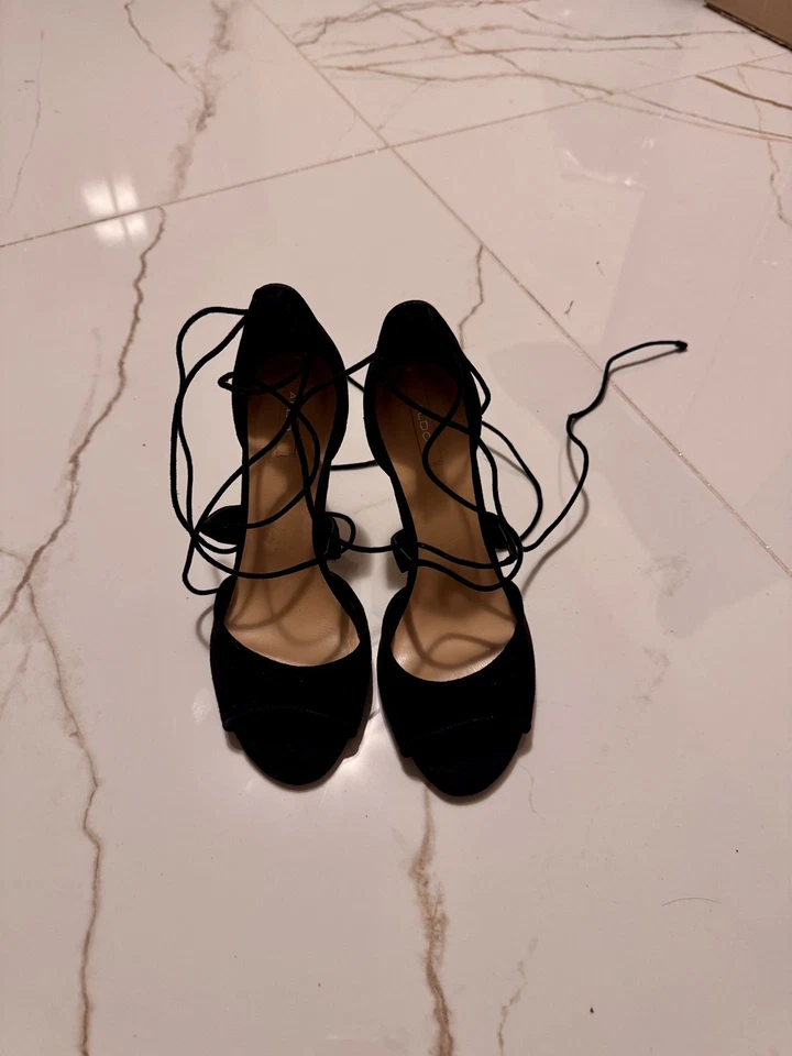 Offene hohe Schuhe / Sexy Schnürsandalen ALDO in 36, 9cm Absatz, Wildleder Black - Bild 2 von 4