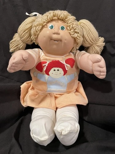 Vintage 1980s Cabbage Patch Kids Doll Coleco Soft Body Original Outfit Blonde