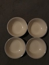 NEW**CORELLE CORNING WARE DESSERT  BOWLS*1 CUP SIZE**SET OF 4*BEIGE/BLUE RIMS