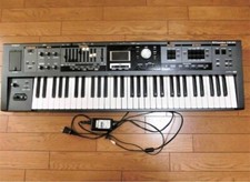 Roland V-Combo VR-09-B 61-key synthesizer Stage Performance Keyboard