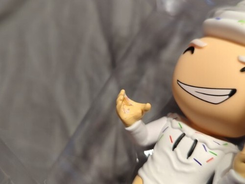 YouTooz Vinyl Collectible "McCreamy", #10 w/ Sleeve & Unused Code - PLEASE READ - Picture 8 of 16