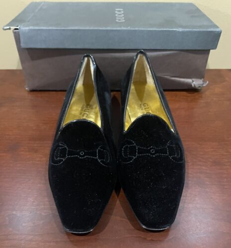 Gucci Blue Velvet Loafers with NY Yankees Embroidery - Fleur De Riche