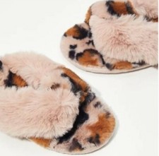 LOFT  Open Toe  Crossover  Slippers  Small  Mauve w/Animal Print  Faux Fur