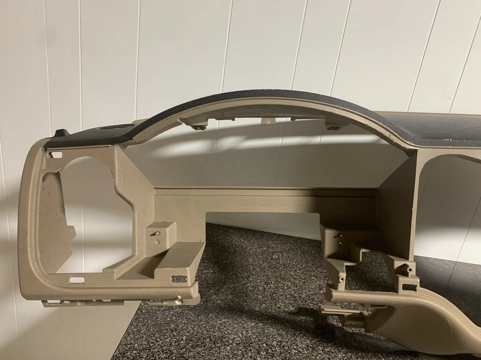 Conjunto de tablero de instrumentos Ford Expedition 2003-2006 bronceado fabricante de equipos originales difícil de encontrar Foto 2 de 4