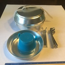 Camping - Hiking Mess Kit - 2 Cup - 2 Plate - 2 Handles - Main Pot.