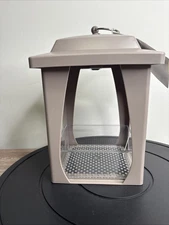 Nature's Way Dine-in Hanging Plastic Fly Through Bird Feeder with Roof 4 Cup