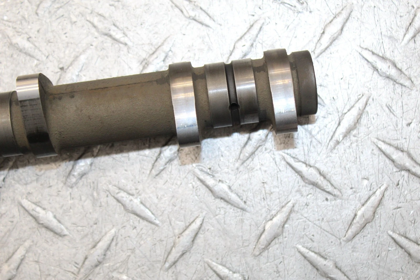 2005 Suzuki Hayabusa GSX1300R Cam Shafts Intake Exhaust Camshaft 12710-24F00 - product detail image 11